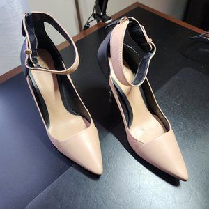 Black/tan leather shoes, hardly worn. Size 10M by Tory Birch